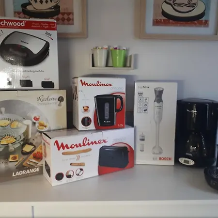 Le Cosy De Blanchepierre, Proche Commerces