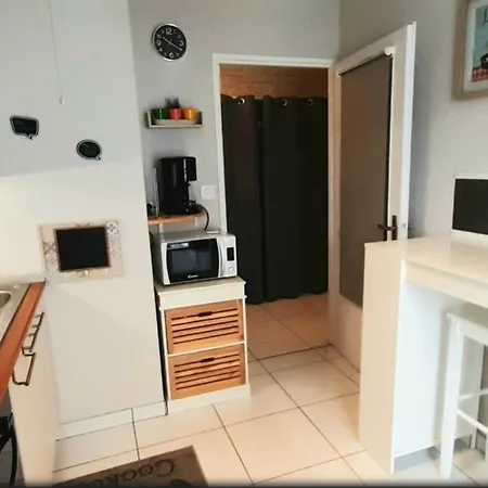 Le Cosy De Blanchepierre, Proche Commerces